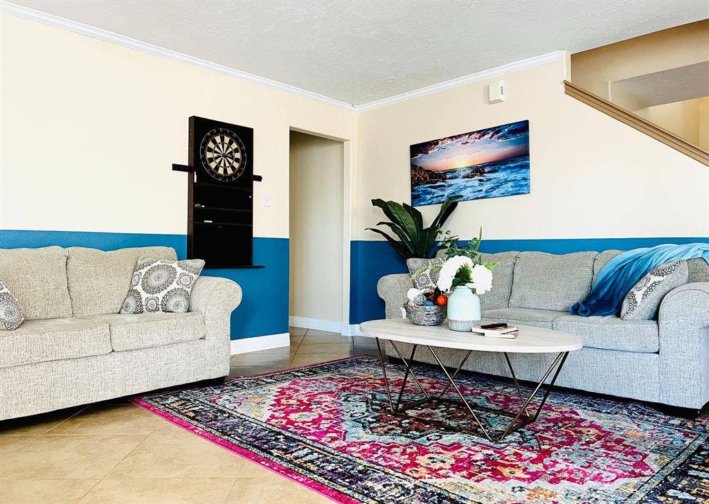 4 BR in Houston