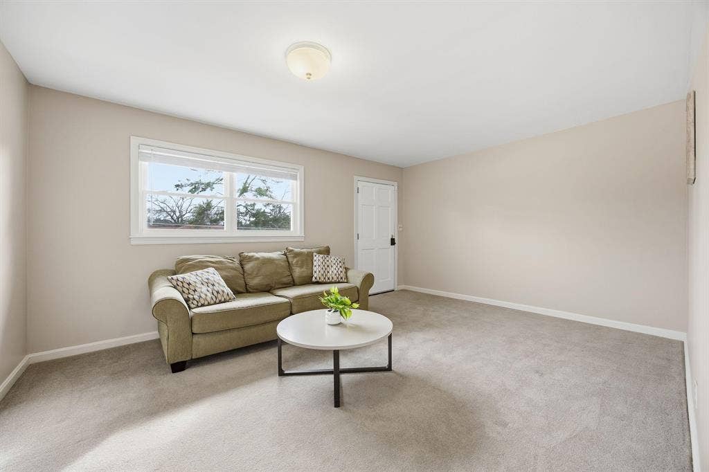 8 BR in Marietta