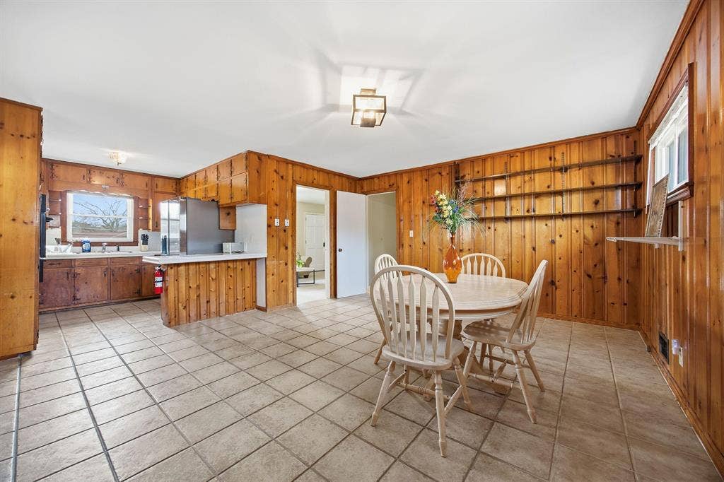 8 BR in Marietta