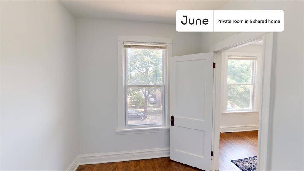 4 BR in Chicago
