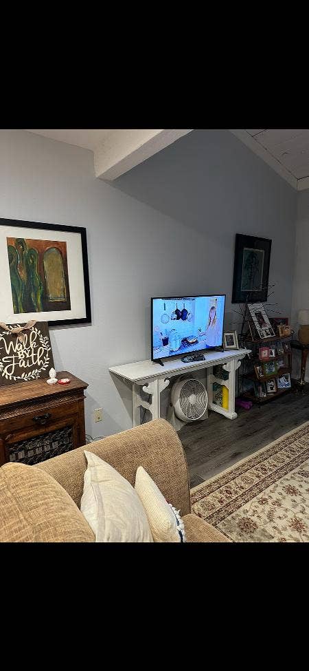 1 BR in Ventura