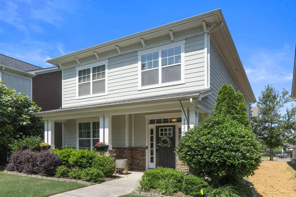 4 BR in Charlotte