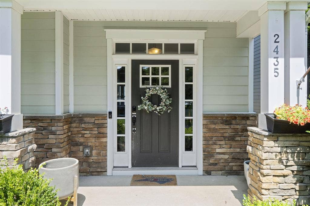 4 BR in Charlotte