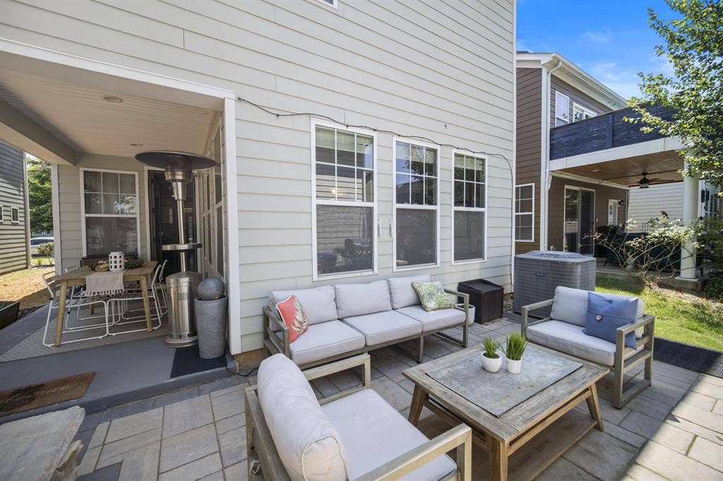 4 BR in Charlotte