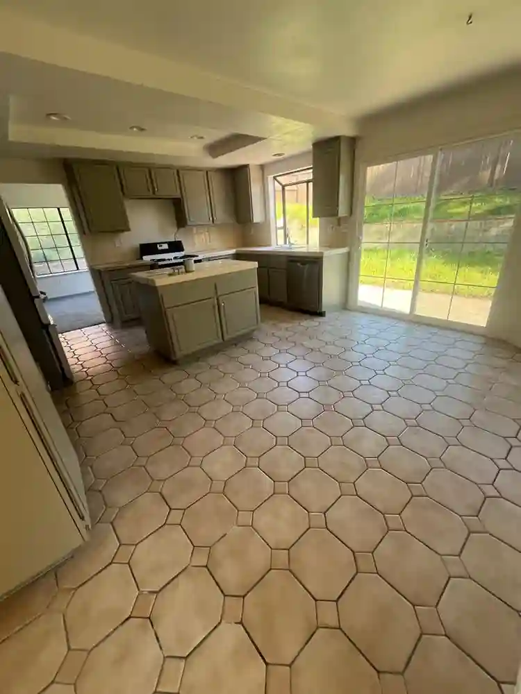 7 BR in Moreno Valley