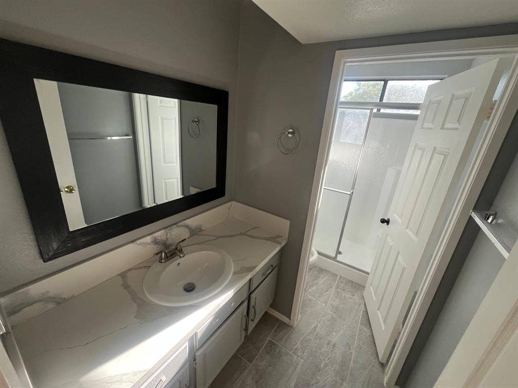 7 BR in Moreno Valley