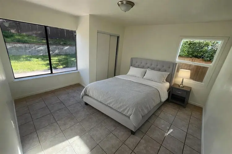 7 BR in Moreno Valley
