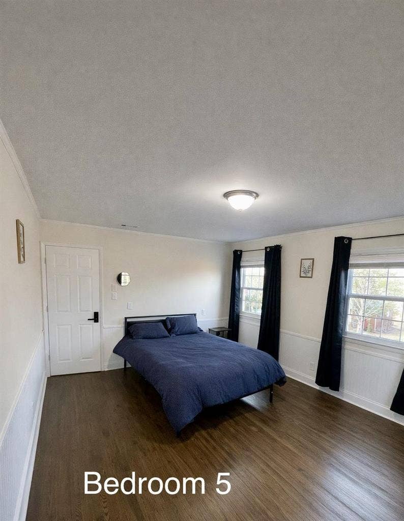 7 BR in Belmont