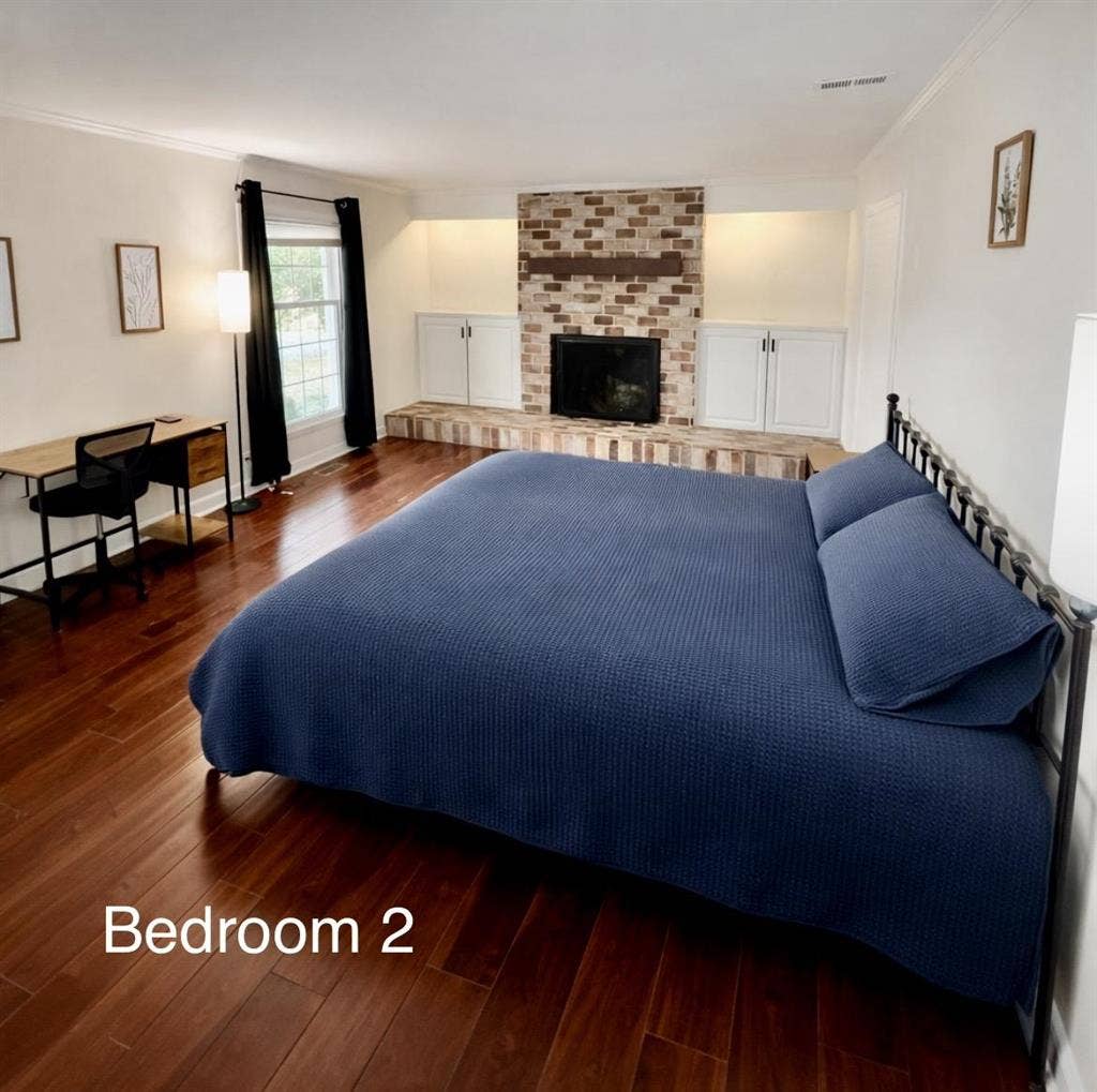 7 BR in Belmont