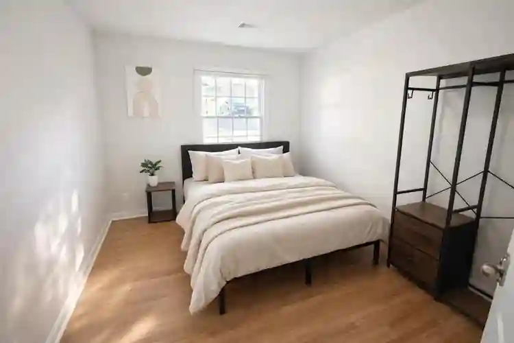 10 BR in Decatur