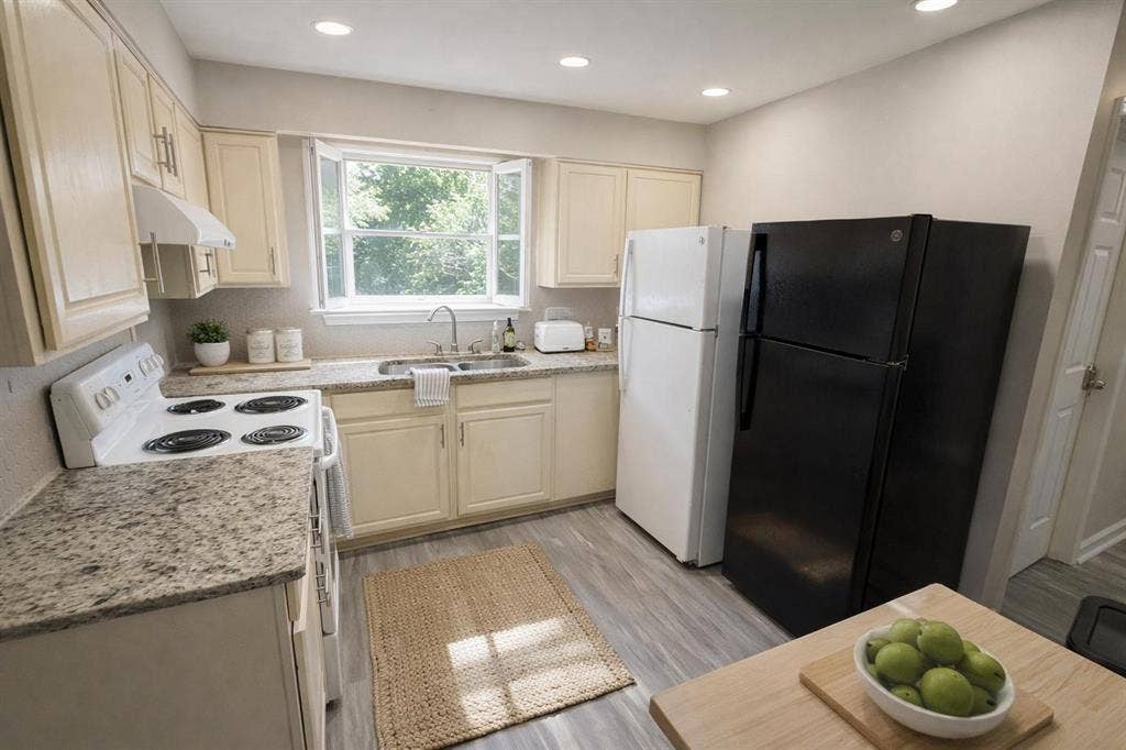 9 BR in Decatur