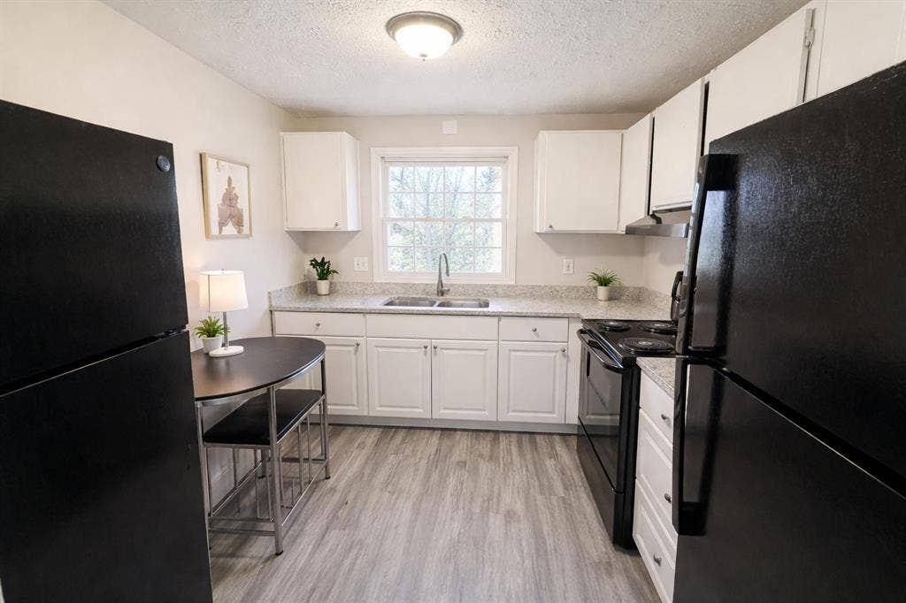 10 BR in Atlanta