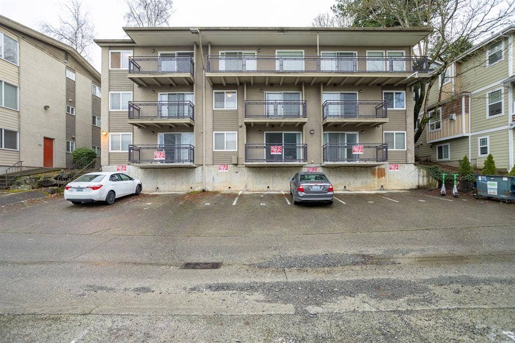 4 BR in Seattle