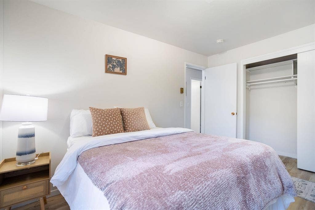 4 BR in Seattle