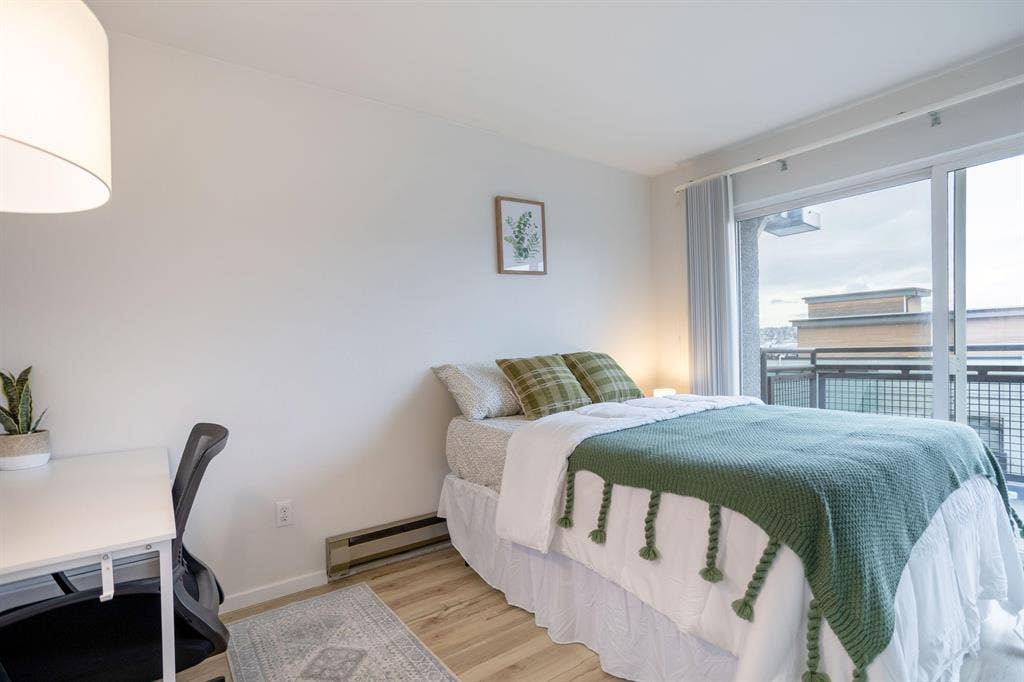 4 BR in Seattle