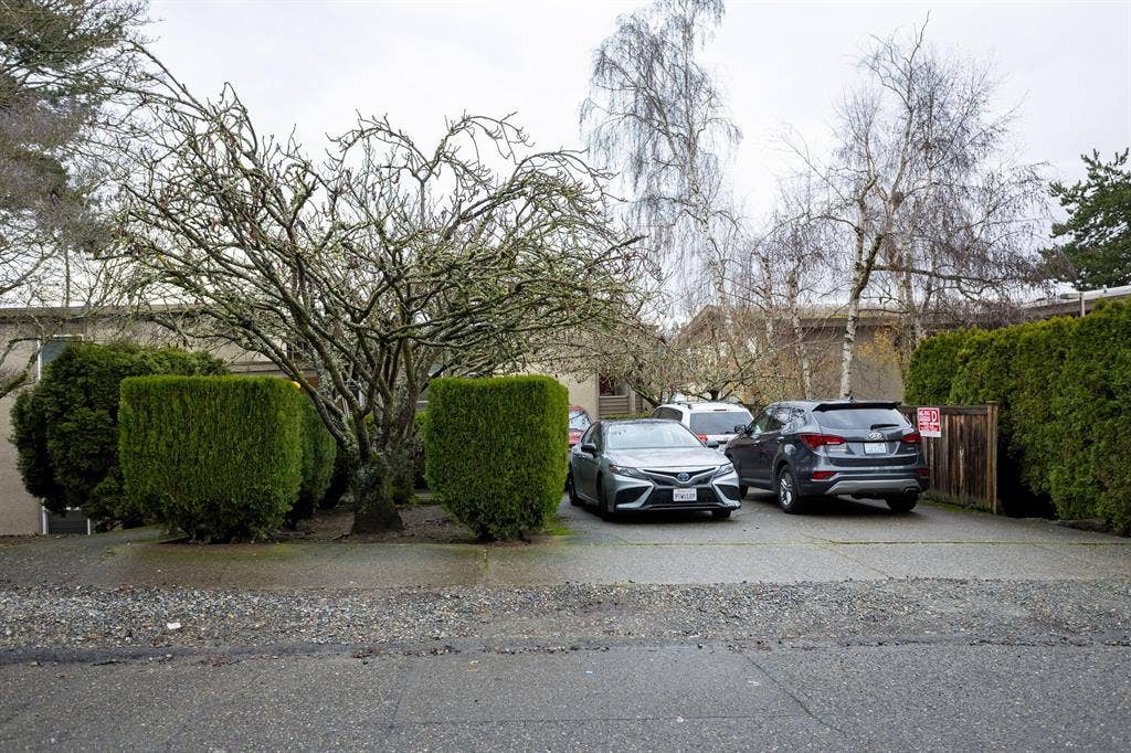 4 BR in Seattle