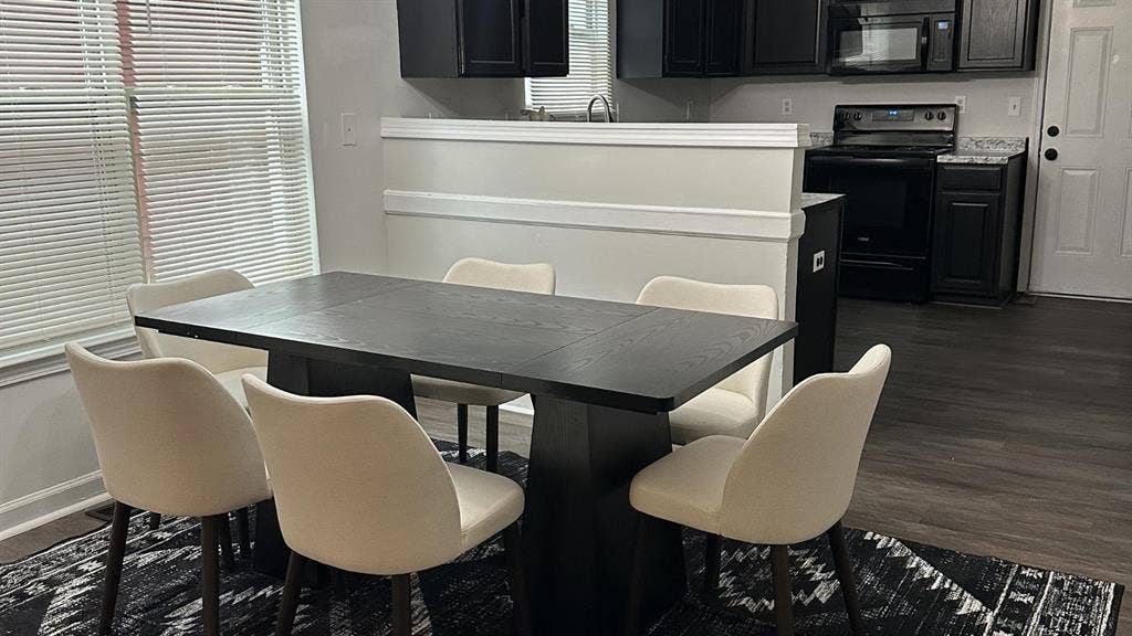 4 BR in Atlanta