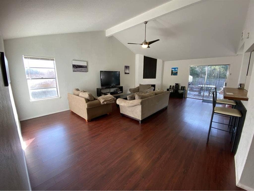 South Austin Room - All Bills Paid