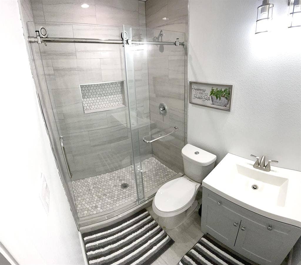 4 BR in Houston