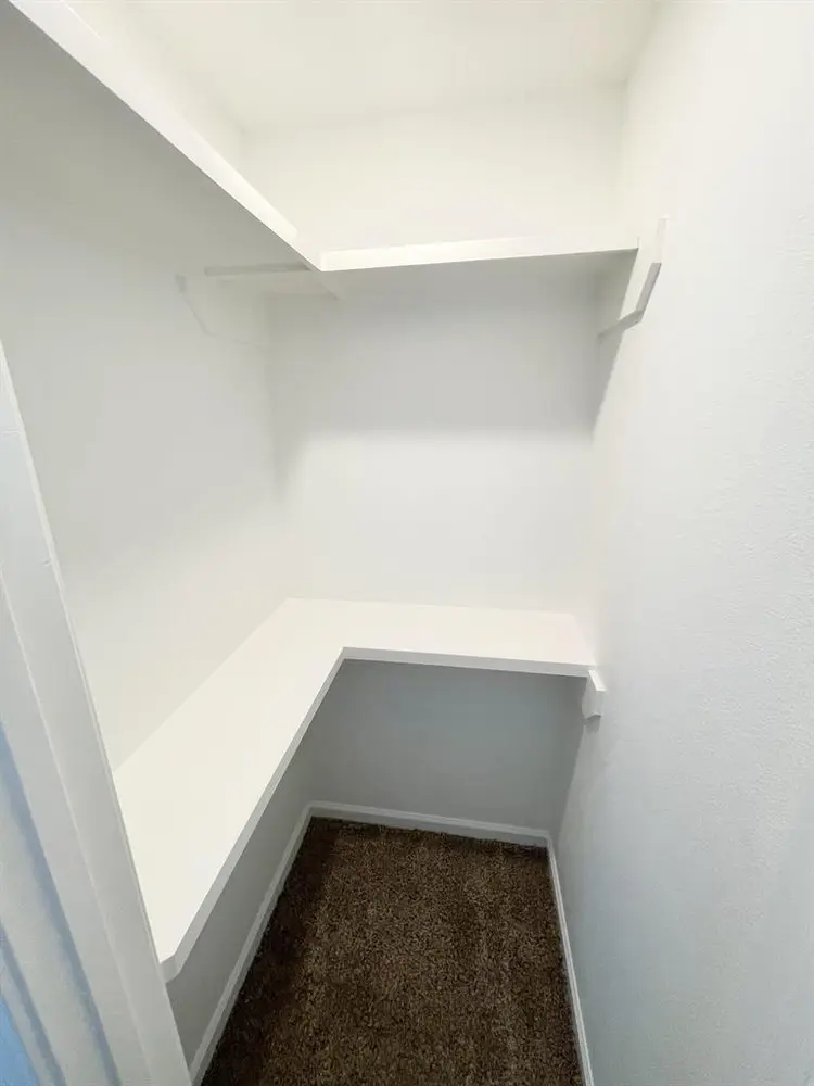 4 BR in Houston