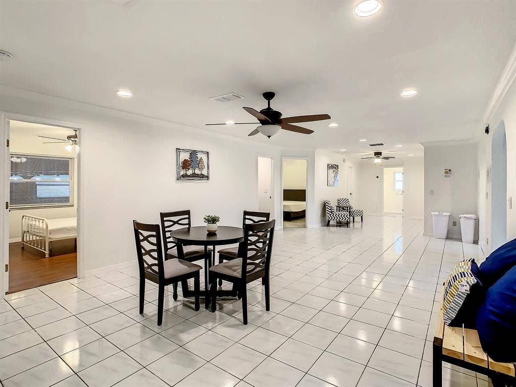 7 BR in Orlando