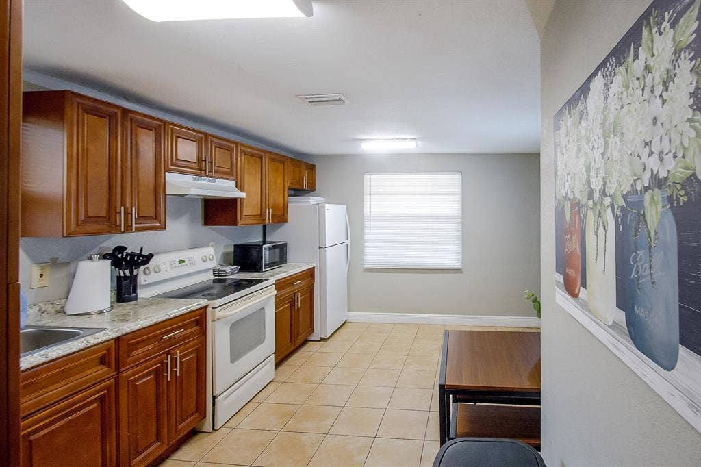 3 BR in Tampa