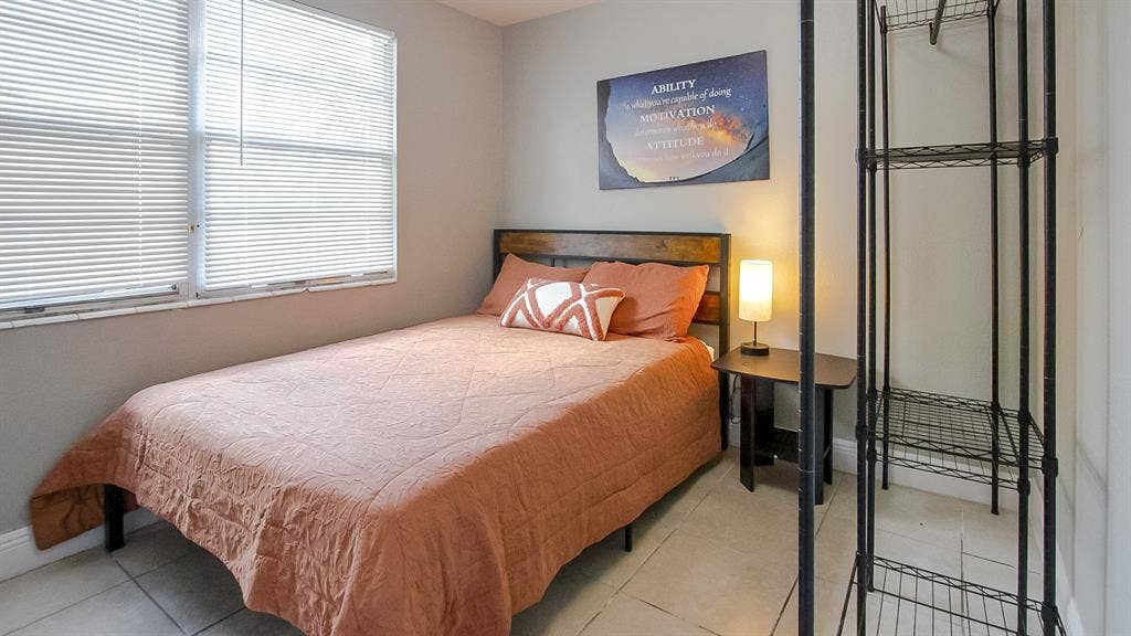 3 BR in Tampa