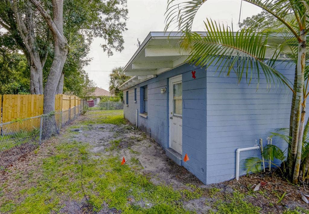 4 BR in Tampa