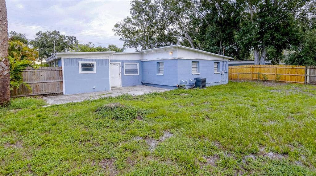 4 BR in Tampa