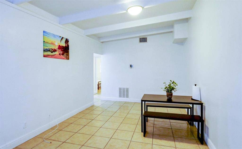 4 BR in Tampa