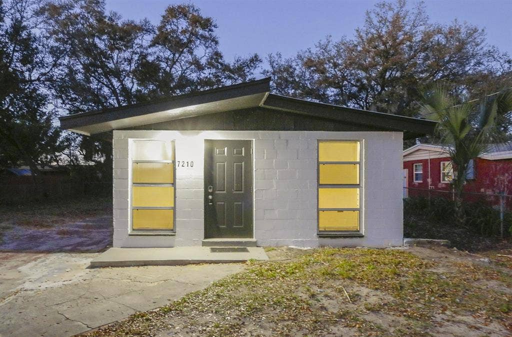 4 BR in Tampa