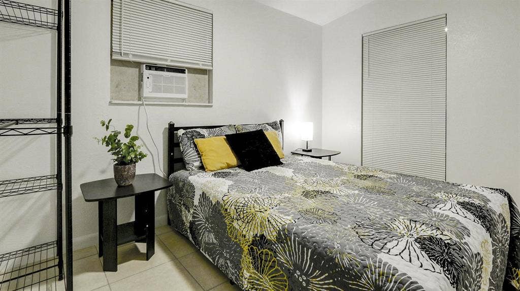4 BR in Tampa