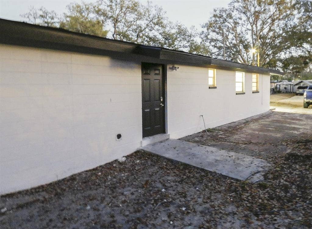 4 BR in Tampa