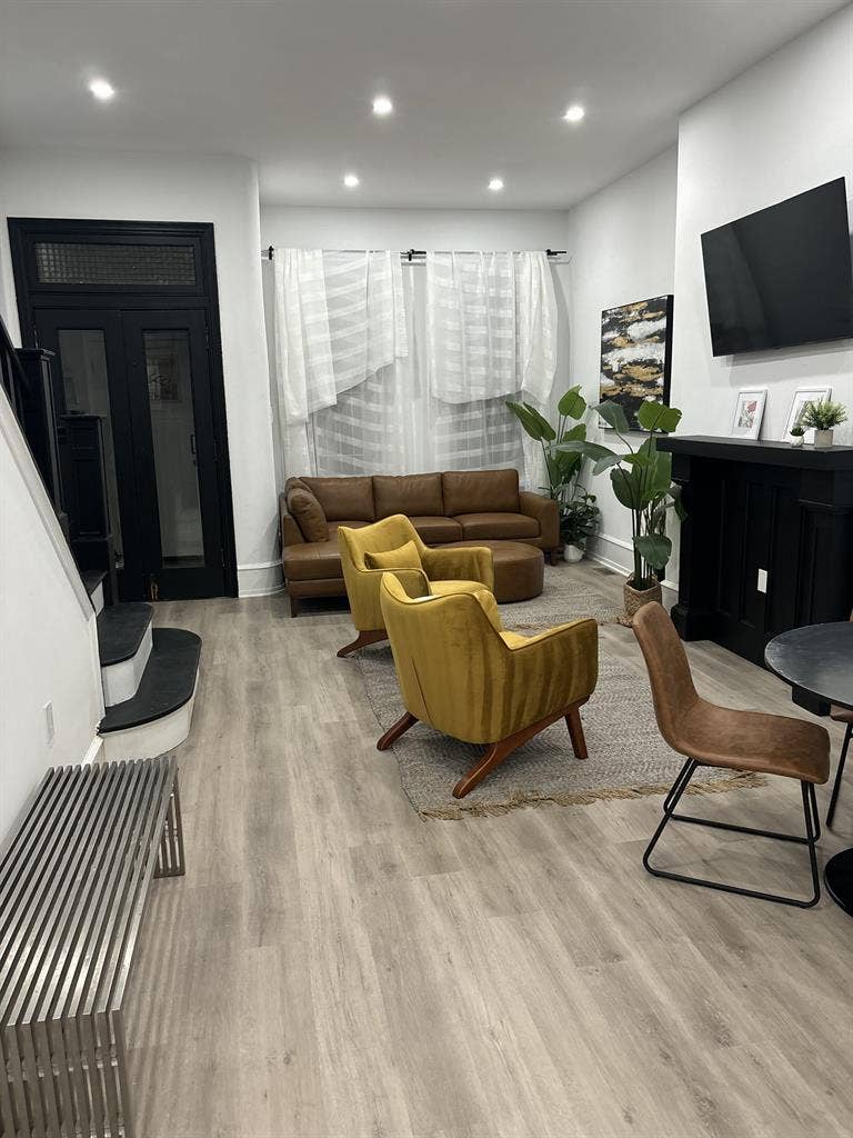 7 BR in Philadelphia