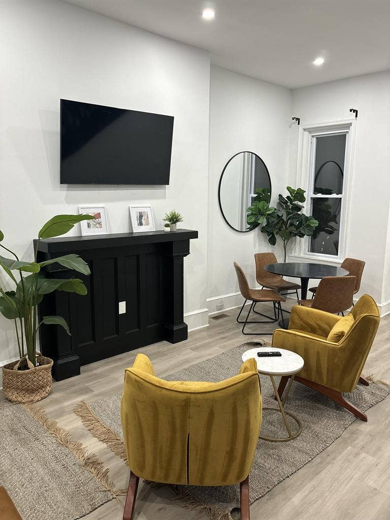 7 BR in Philadelphia