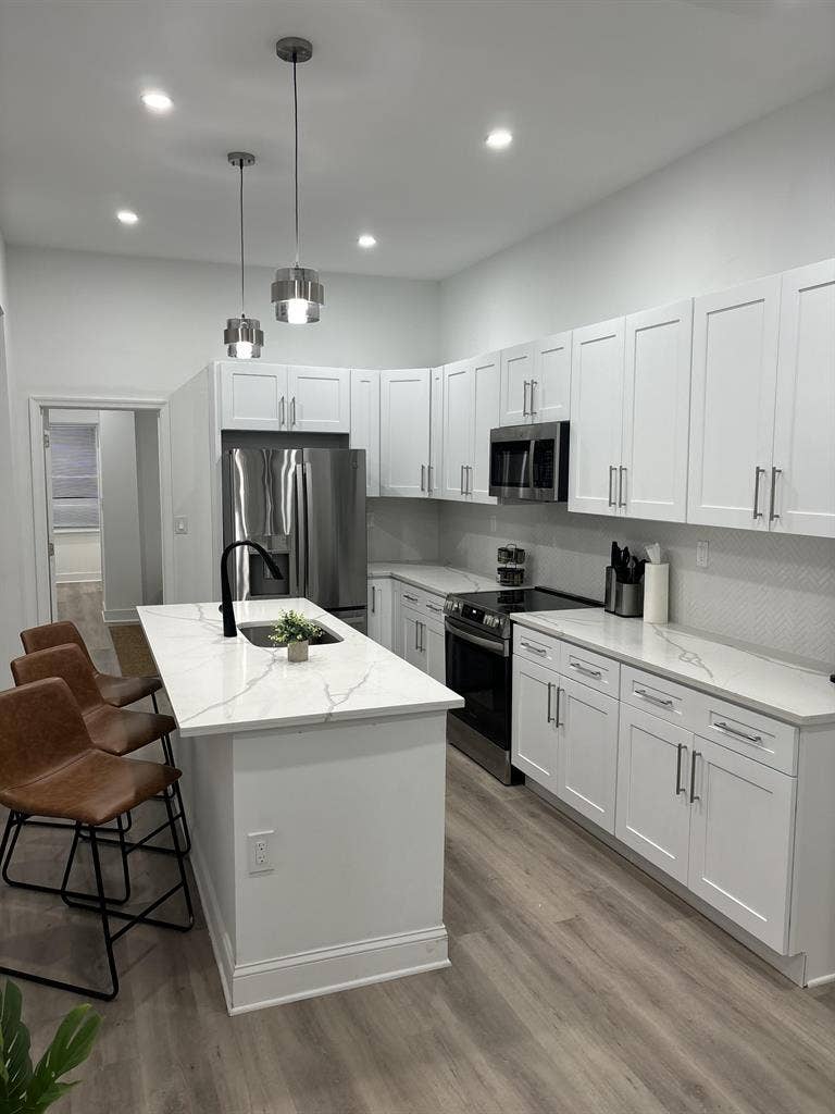 7 BR in Philadelphia