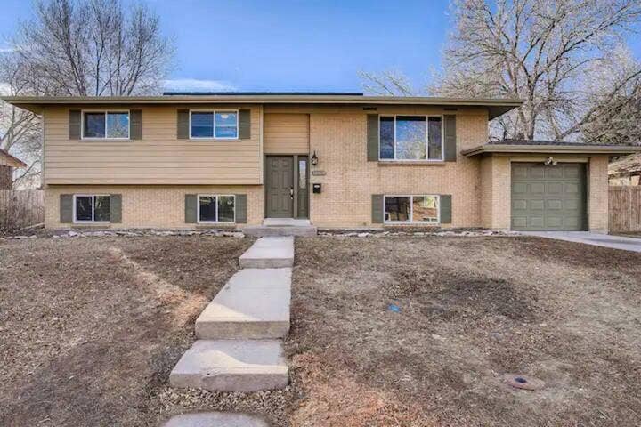 5 BR in Arvada