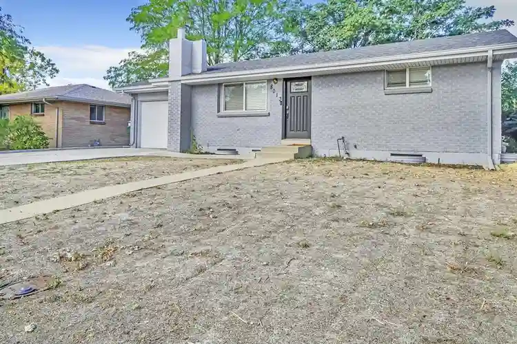 4 BR in Denver