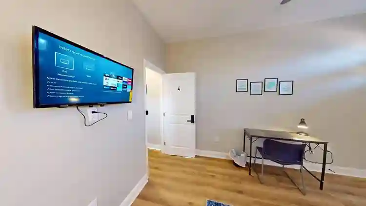 8 BR in Baltimore