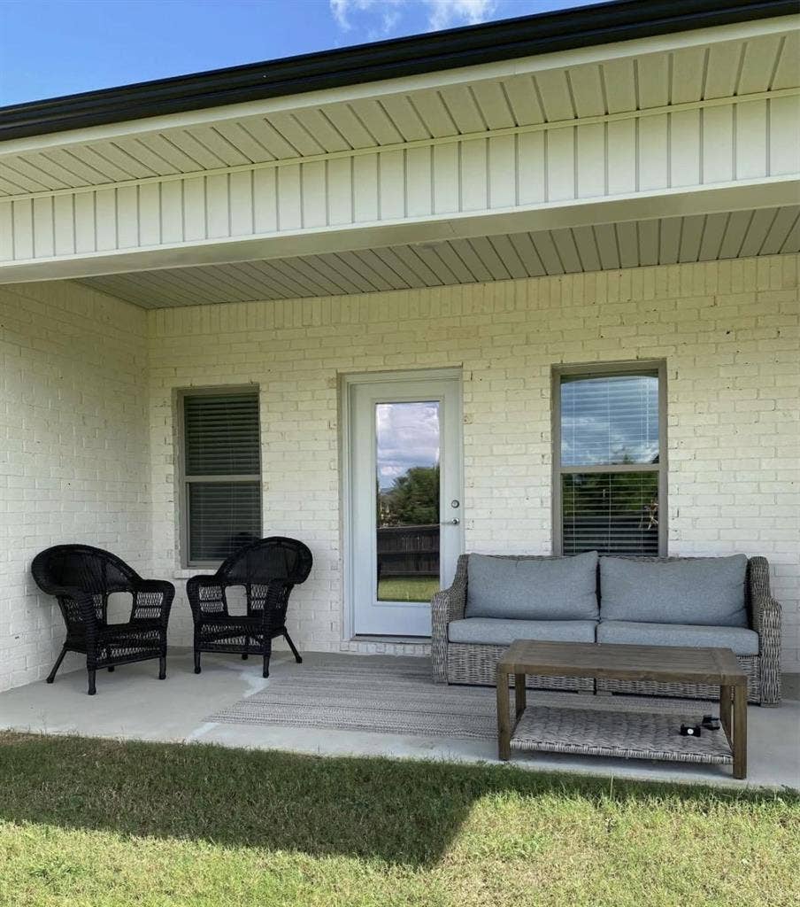 1 BR in Owens Cross Roads