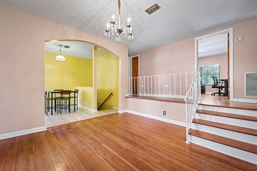 6 BR in Jacksonville