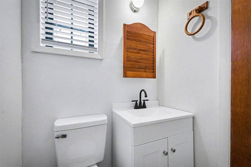 6 BR in Jacksonville