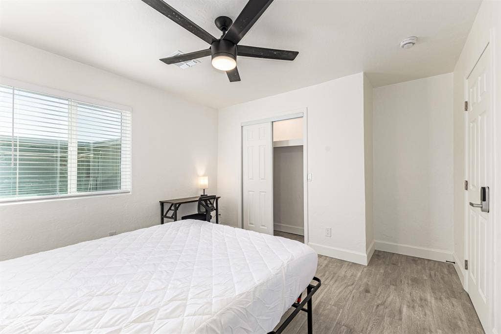 9 BR in Mesa