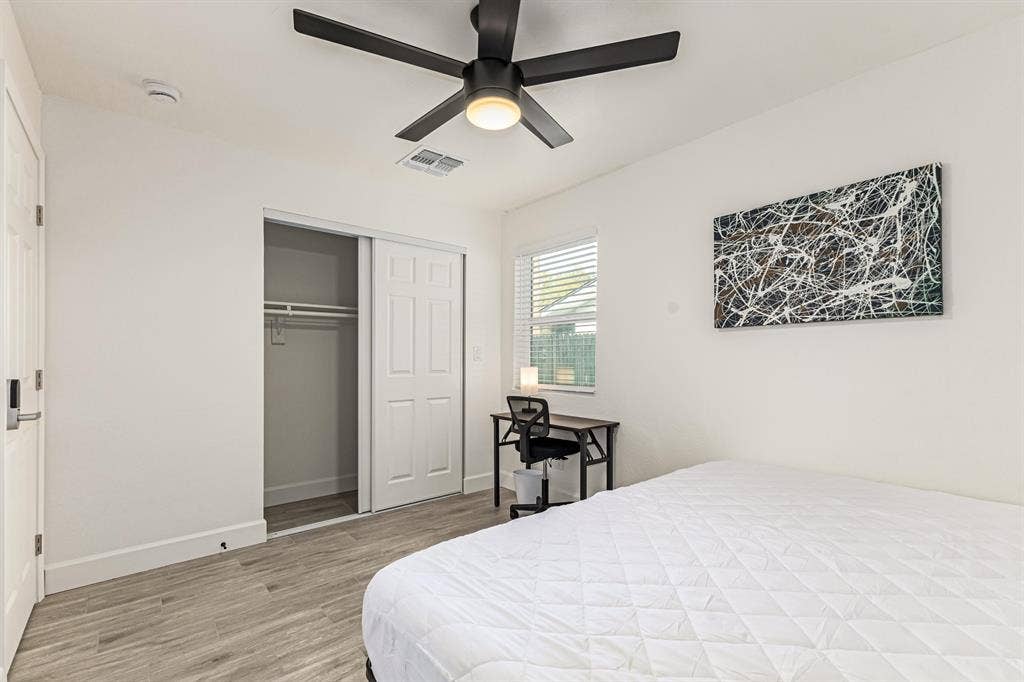 9 BR in Mesa