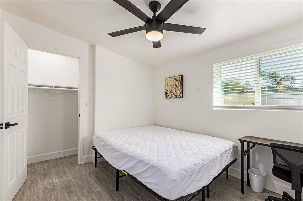 9 BR in Mesa