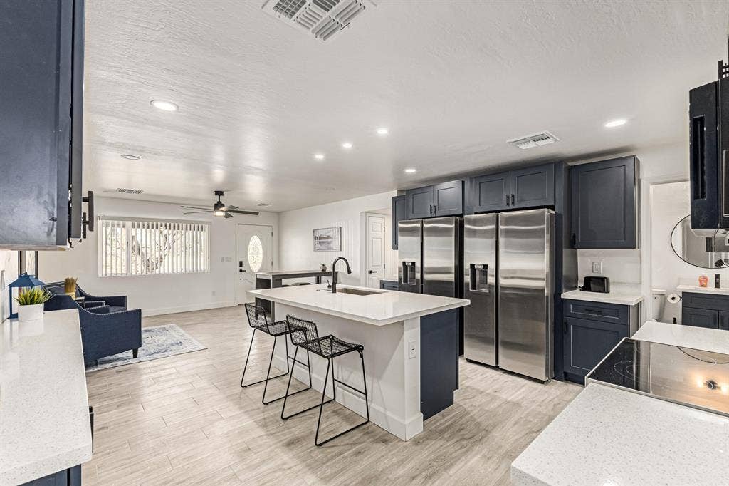 9 BR in Mesa