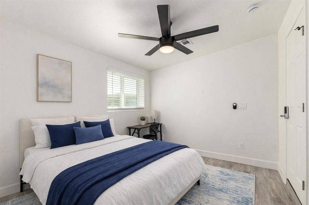 9 BR in Mesa