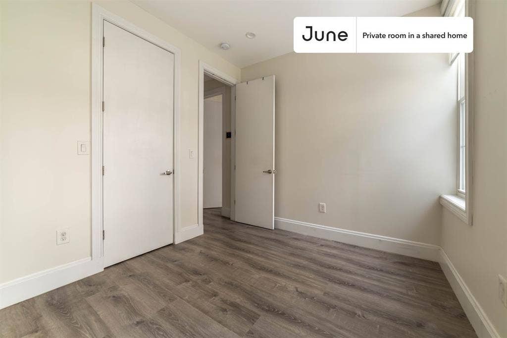 2 BR in New York City