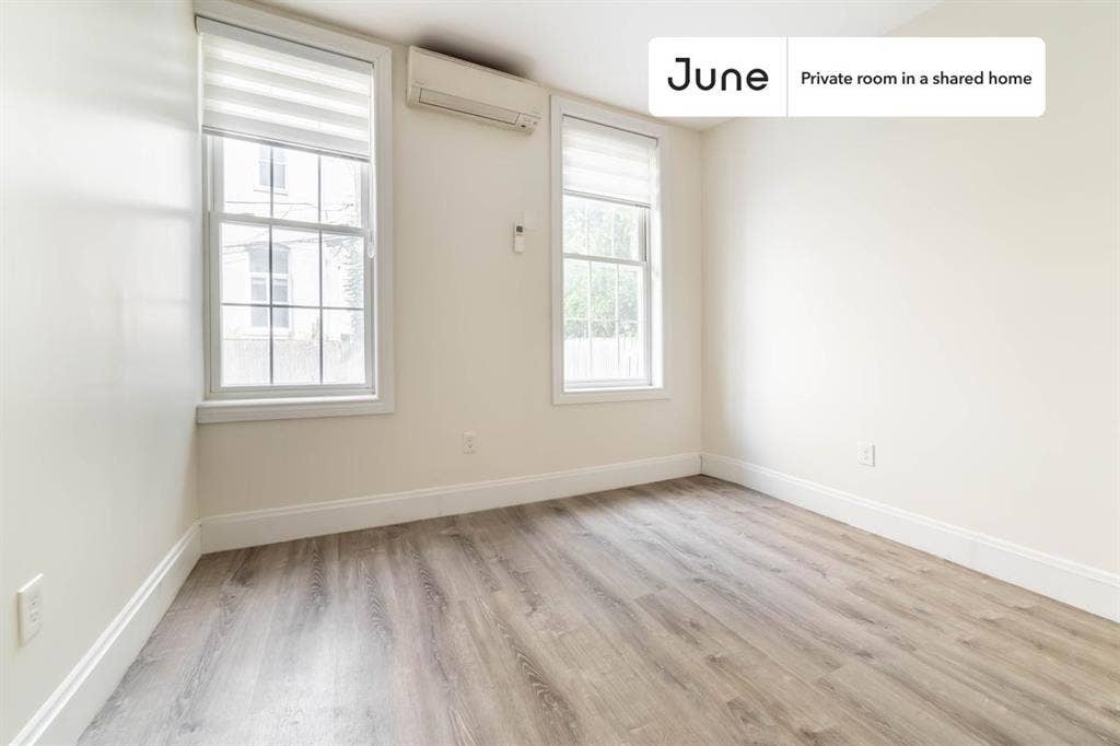 2 BR in New York City