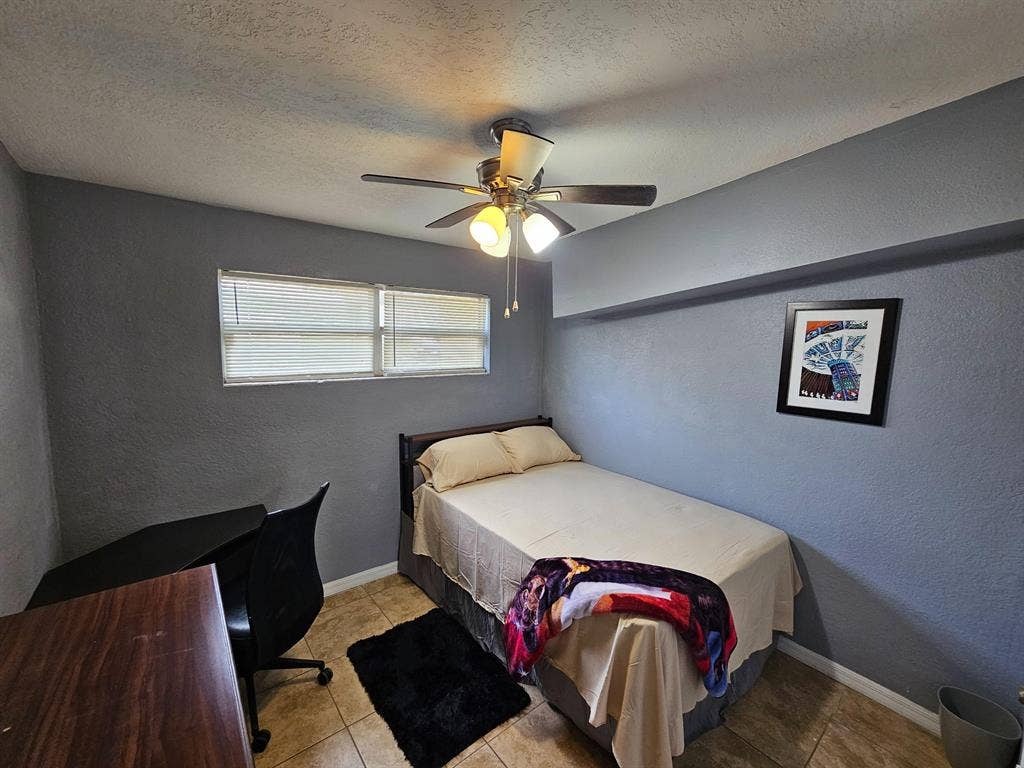 6 BR in Orlando